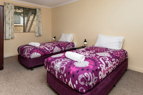 Max's Place 3 - Accommodation Kalgoorlie 2