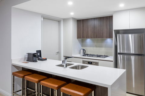Meriton Suites Southport - Accommodation Kalgoorlie 3