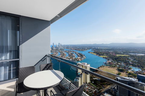 Meriton Suites Southport - Accommodation Kalgoorlie 5
