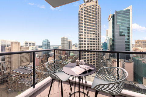 Meriton Suites Pitt Street - Accommodation Kalgoorlie 0