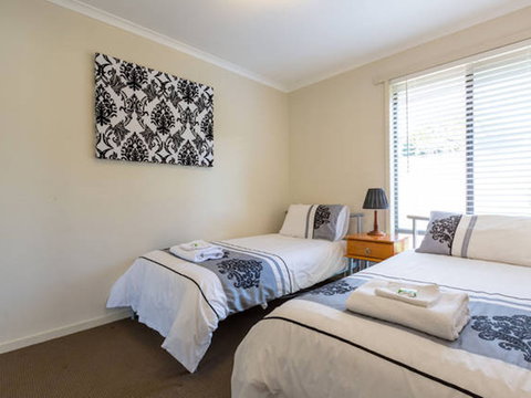 Mirramar House - Accommodation Kalgoorlie 5