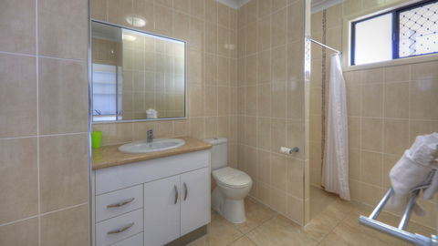 Sky View Units - Accommodation Kalgoorlie 1