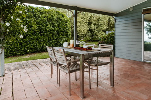 Yellow Dog Cottage - Accommodation Kalgoorlie 2