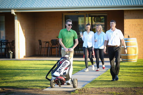 Howlong Country Golf Club Motel - Accommodation Kalgoorlie 1