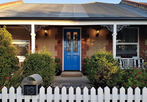 La Maison Riviere - The River House Bed And Breakfast - Accommodation Kalgoorlie 0
