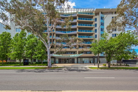 Pacific Suites Canberra - Accommodation Kalgoorlie 1