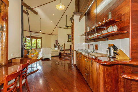 Secrets On The Lake - Accommodation Kalgoorlie 4