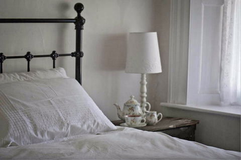 Surgeons Cottage - Accommodation Kalgoorlie 1