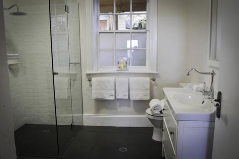 Surgeons Cottage - Accommodation Kalgoorlie 6