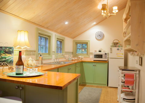 The Studio & The Barn - Accommodation Kalgoorlie 9