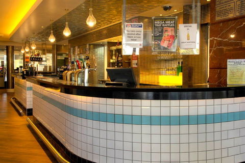 The Crown Hotel Motel - Accommodation Kalgoorlie 1