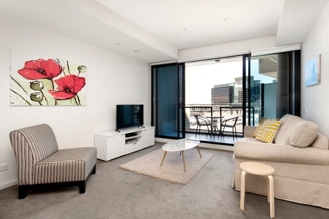 Waterfront Melbourne Apartments - Accommodation Kalgoorlie 1