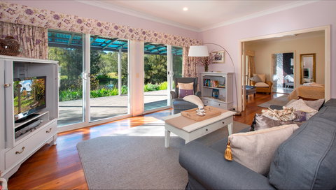 Crystal Creek Meadows Luxury Cottages And Spa Retreat - Accommodation Kalgoorlie 1