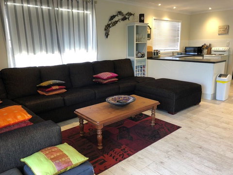 Flutterby's Beach Retreat Preston Beach - Accommodation Kalgoorlie 0