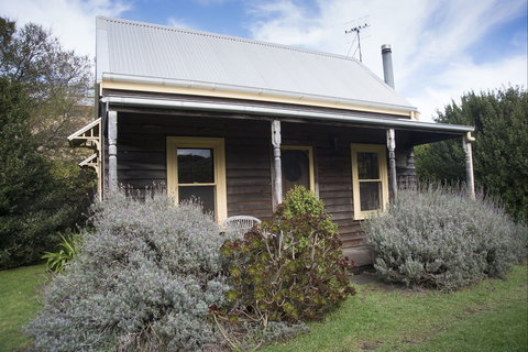 Orchard Cottages - Accommodation Kalgoorlie 0
