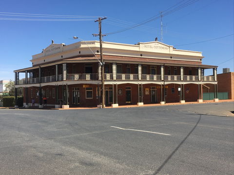 Tottenham Hotel - Accommodation Kalgoorlie 0