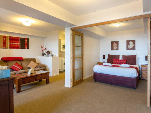 Beach Apartments - Accommodation Kalgoorlie 2