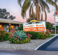 Country Roads Motor Inn