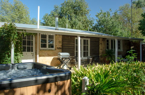 Ford Cottage Bed & Breakfast - Accommodation Kalgoorlie 0