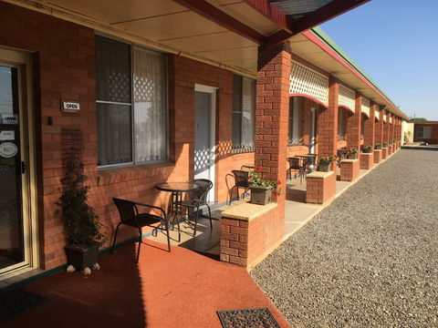 Quirindi Sunflower Motor Inn - Accommodation Kalgoorlie 0