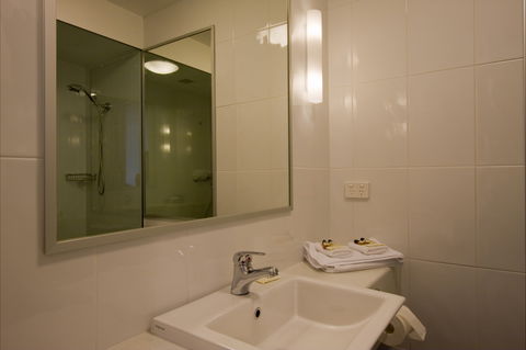 St Ives Apartments - Accommodation Kalgoorlie 1