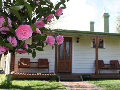Westbury Gingerbread Cottages - The - Accommodation Kalgoorlie 1