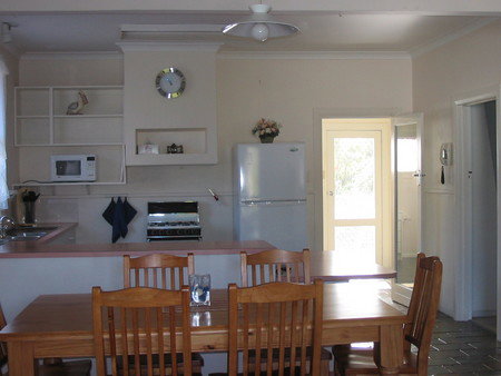 Ocean Pines Holiday Apartments - Accommodation Kalgoorlie 3