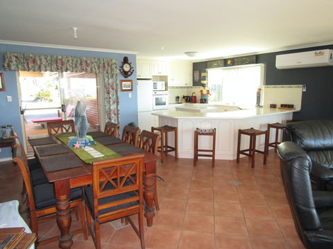 Blue Sea Dragon - Accommodation Kalgoorlie 1