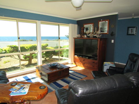Blue Sea Dragon - Accommodation Kalgoorlie 2