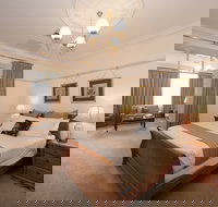 Cobb  Co Court Boutique Hotel - Accommodation Kalgoorlie