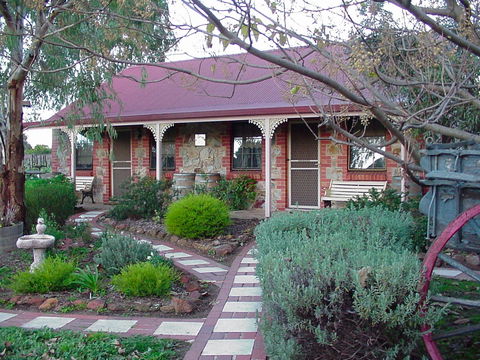 Langmeil Cottages - Accommodation Kalgoorlie 1