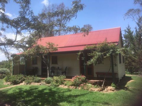 Red Hill Cottage - Accommodation Kalgoorlie 0