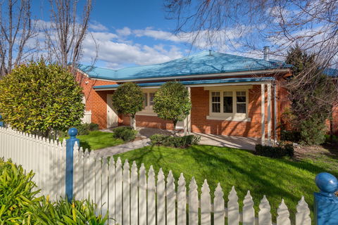 Ampleforth East - Accommodation Kalgoorlie 0