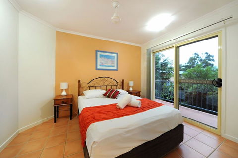 At Beach Court Holiday Villas - Accommodation Kalgoorlie 2