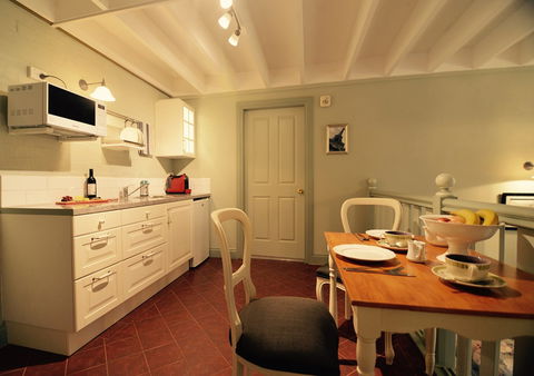 Highview House - Accommodation Kalgoorlie 1