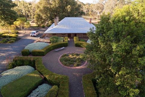 Jacob's Estate Cottage - Accommodation Kalgoorlie 0