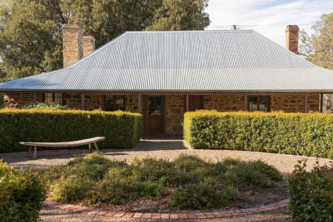 Jacob's Estate Cottage - Accommodation Kalgoorlie 1