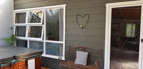 Kiwarrak Country Retreat - Accommodation Kalgoorlie 0