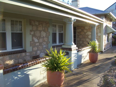 MacDonnell House, Naracoorte - Accommodation Kalgoorlie 0