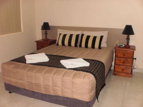 Molika Springs Motel Moree - Accommodation Kalgoorlie 0