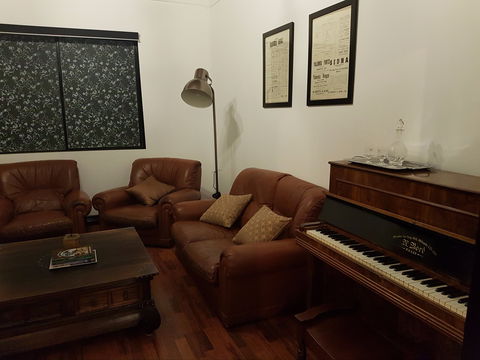 Possum Cottage - Accommodation Kalgoorlie 1