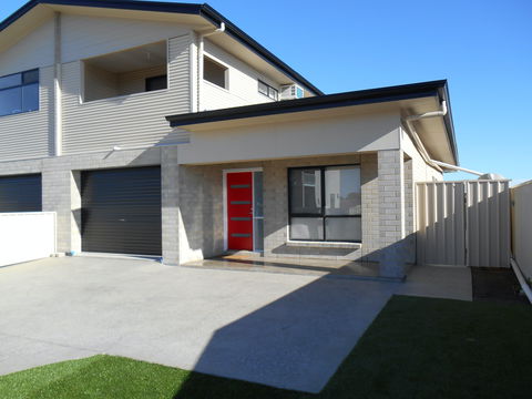 Red Door Retreat - Accommodation Kalgoorlie 0