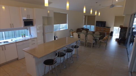 Renown House - Accommodation Kalgoorlie 2