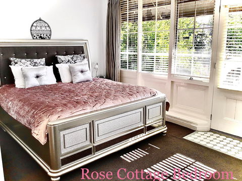 Rose Cottage - Accommodation Kalgoorlie 2