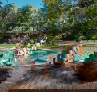 Samurai Beach Bungalows Port Stephens YHA - Accommodation Kalgoorlie