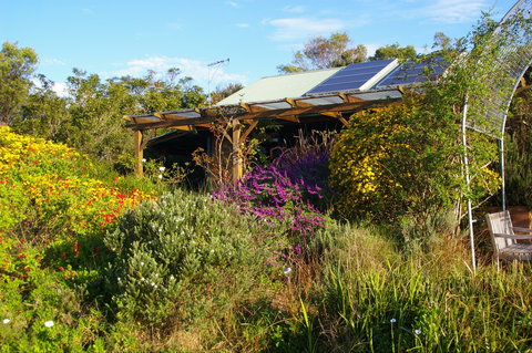 Back Forest Retreat - Accommodation Kalgoorlie 2