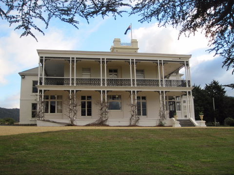 Claremont House - Accommodation Kalgoorlie 2