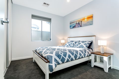 Ella House I - Accommodation Kalgoorlie 2