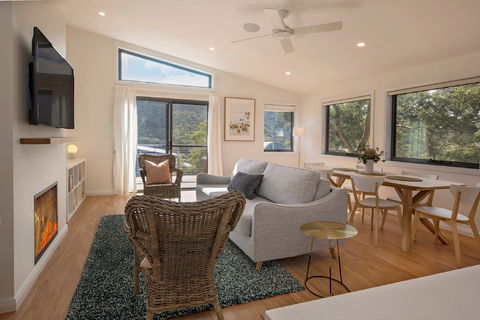 Grasmere Chalet - Accommodation Kalgoorlie 0