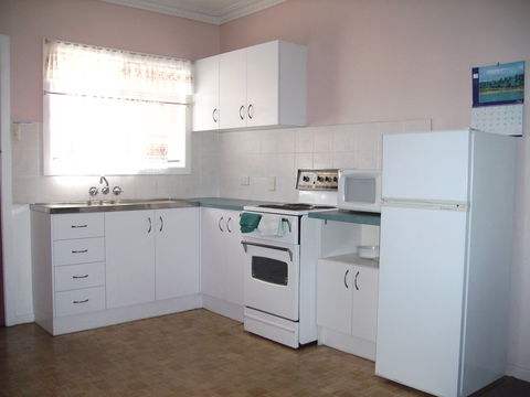 Lisianna Holiday Apartments - Accommodation Kalgoorlie 2